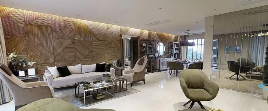  grandeur Living Area