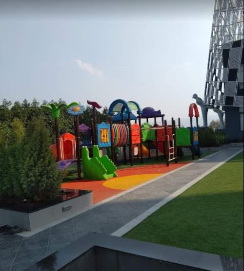 nest building b Children's play area