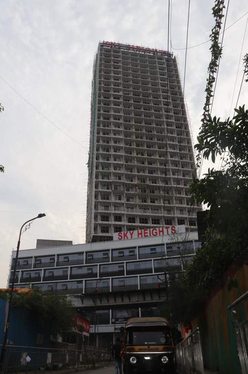  sky heights Elevation