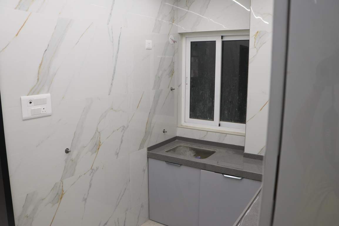  sky heights Elevation