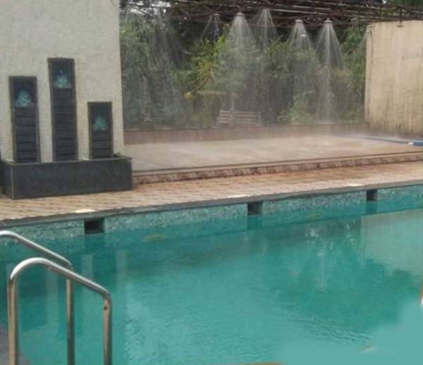  home-royals Swimming Pool