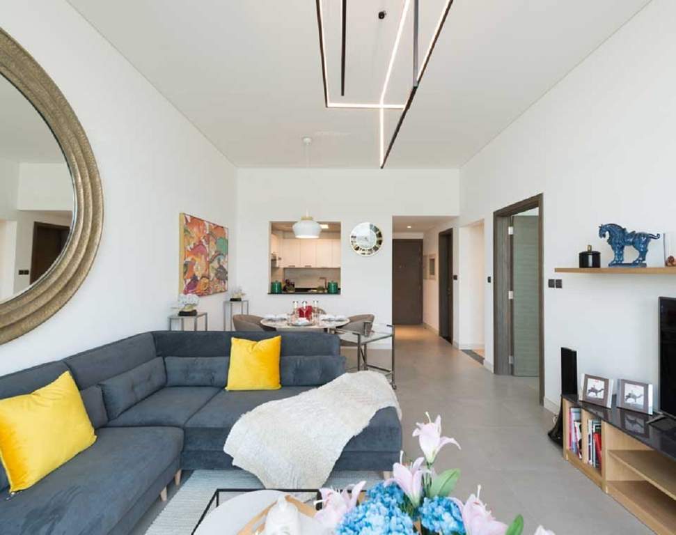  la riviera apartments Living Area