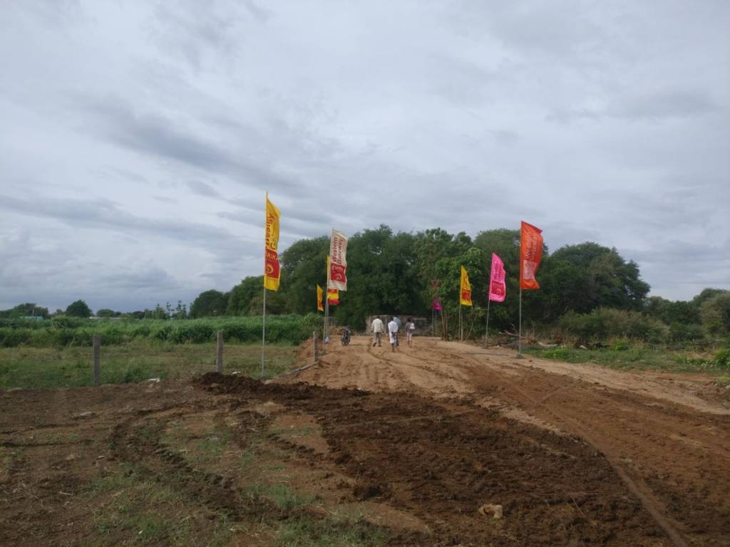 Images for Main Other of Srika Western