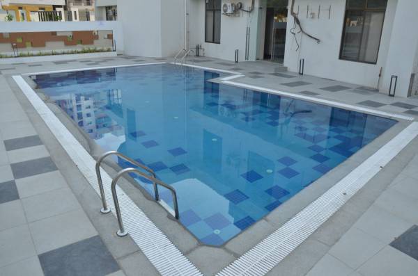  royale-phase-ii Swimming Pool