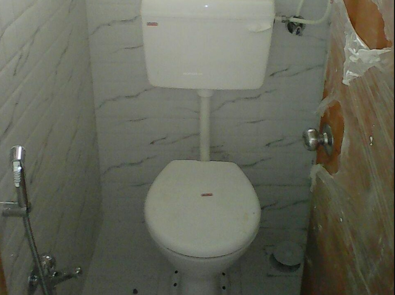  wollywood phase iv Bathroom