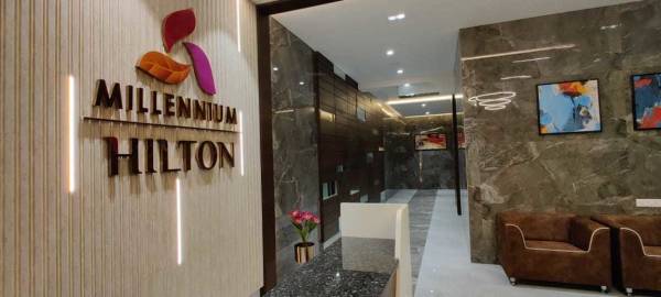  hilton Waiting Lounge