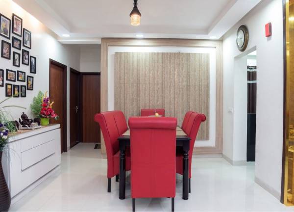  victorian-palace Dining Area