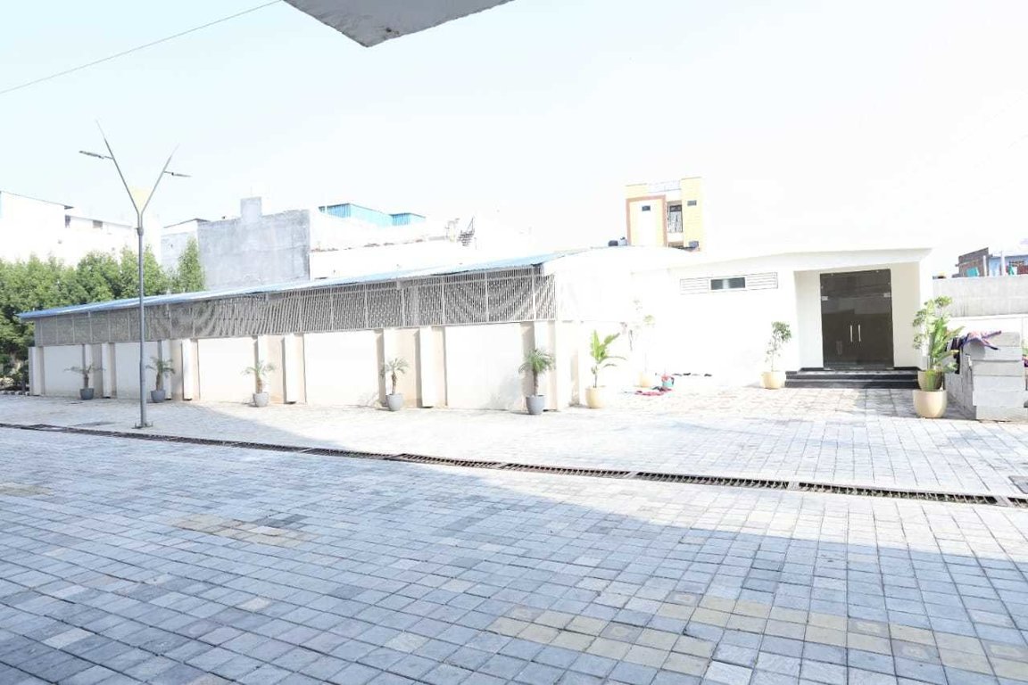  landmark paradise phase 2 Paved Compound