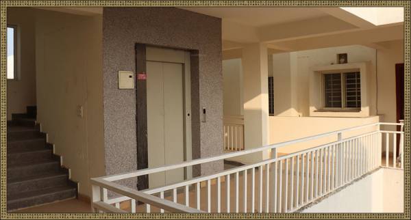  eden-park Lift Available