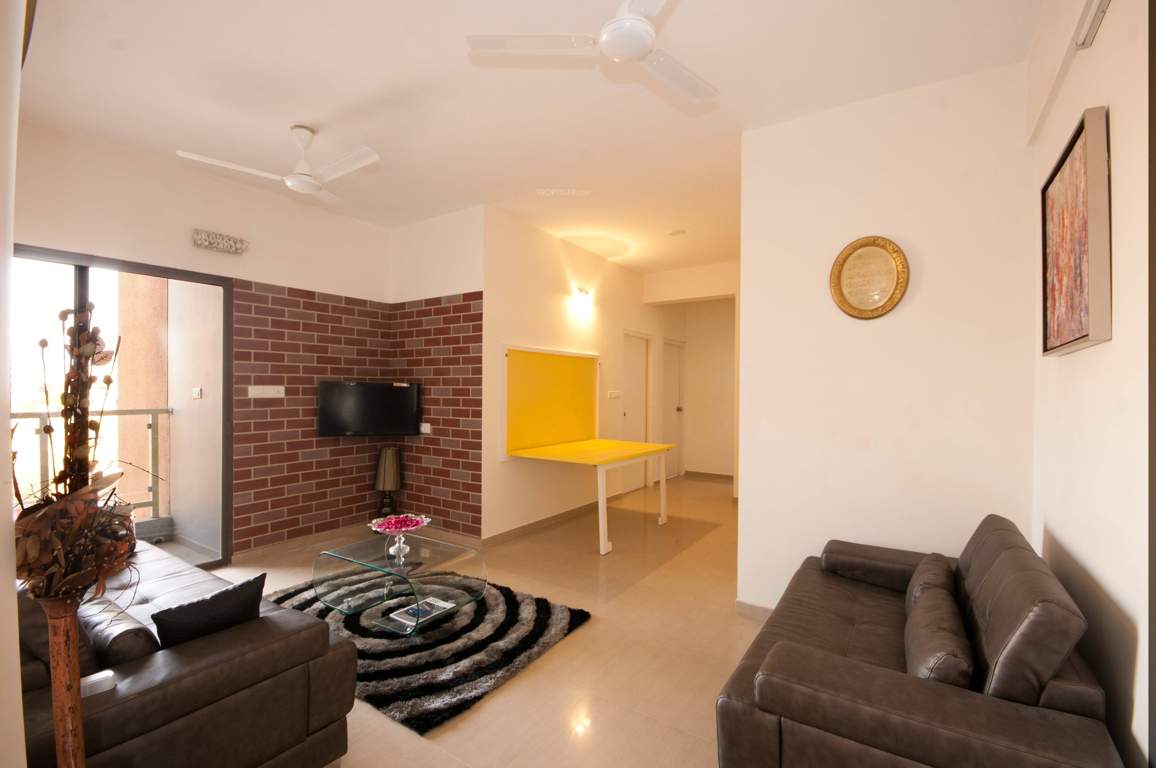  zainab avenue Living Area