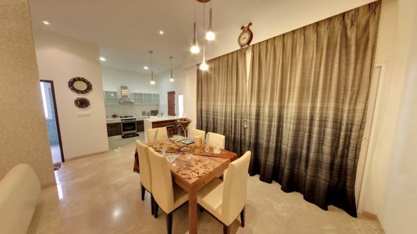  pride-towers Dining Area