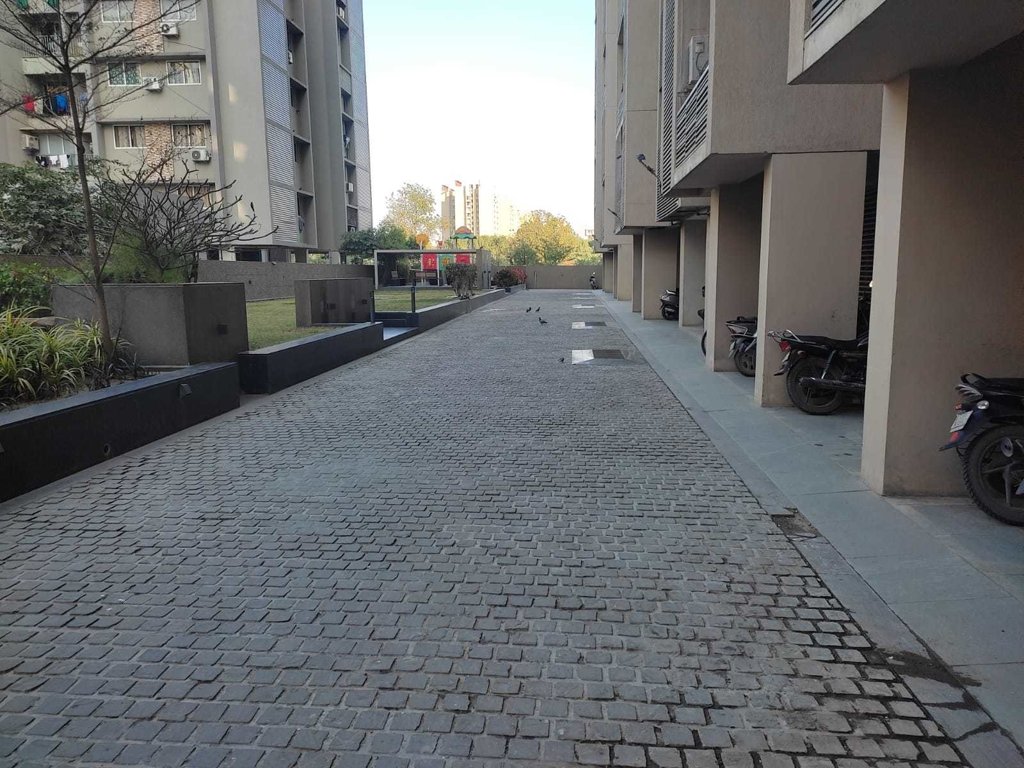  kishor park Paved Compound