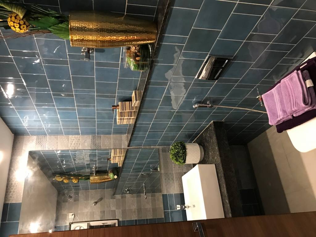  gate phase 2 Bathroom