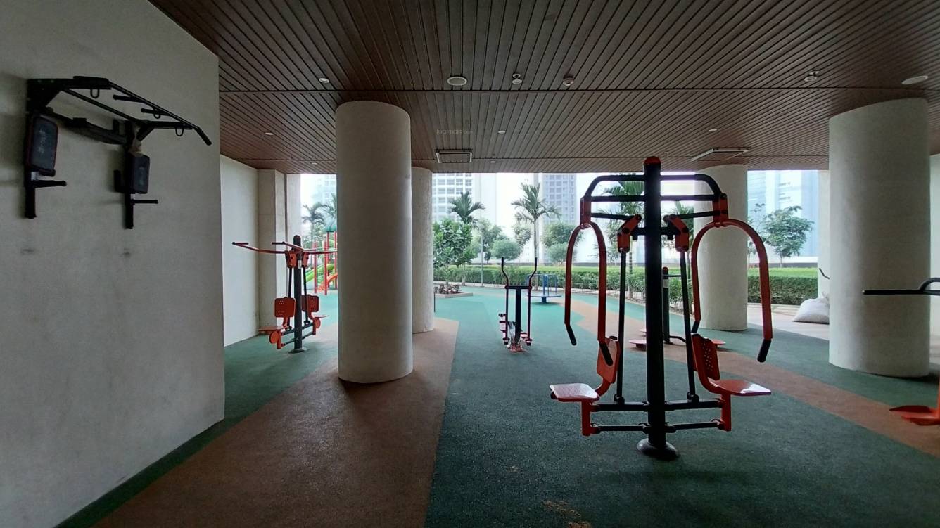 Aurum Q Residences R3