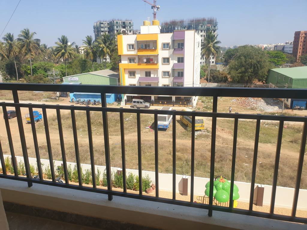  solitaire phase 1 Balcony