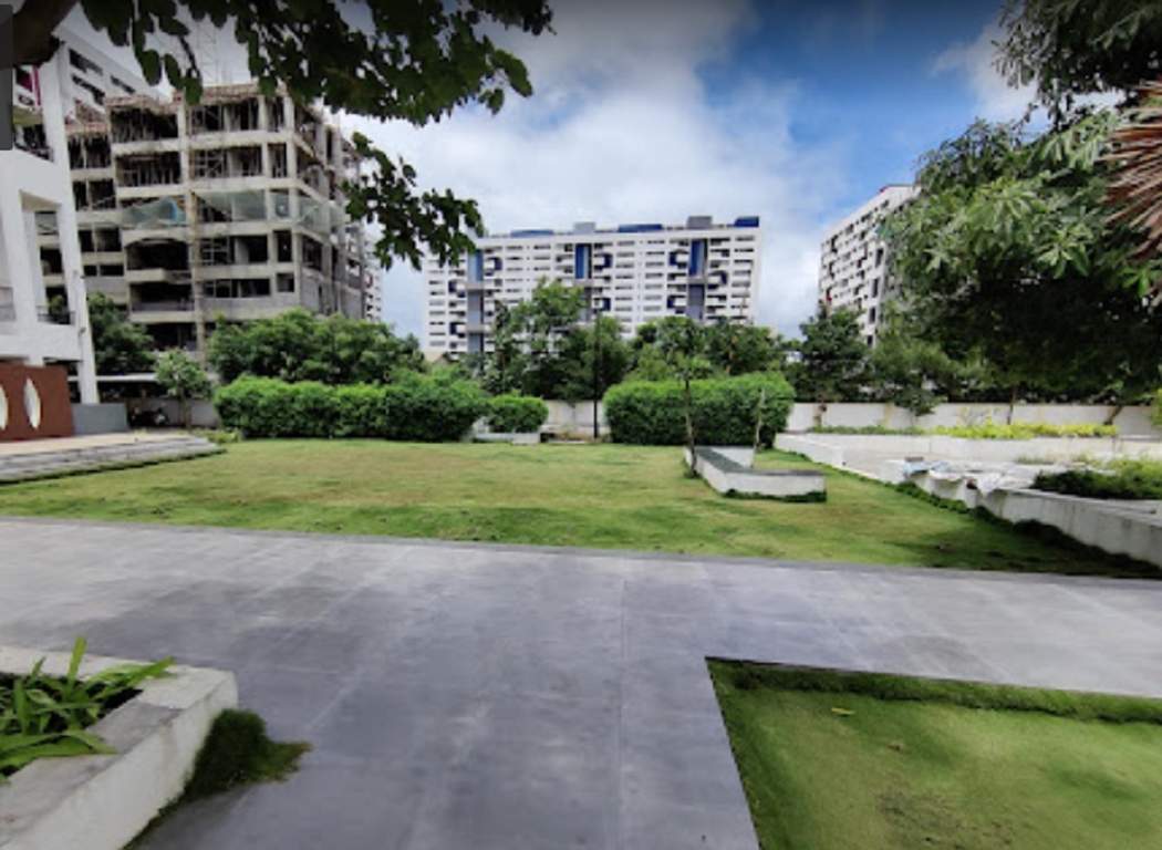  eastview ii Landscape Garden and Tree Planting