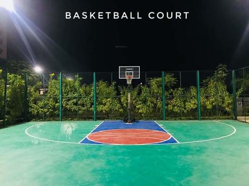 Basketball Court waterfall-gateway-river-block Basketball Court