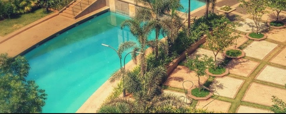  estate building 8 Swimming Pool