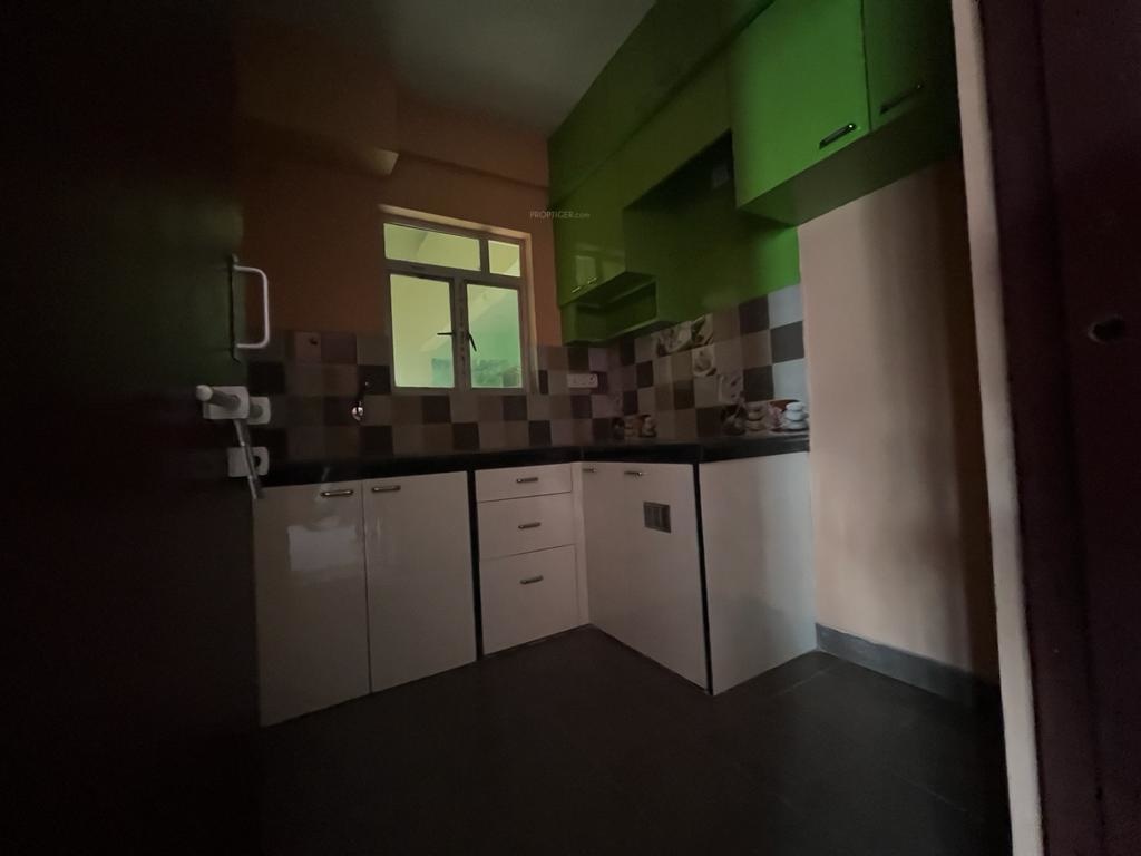  golden heights Bathroom