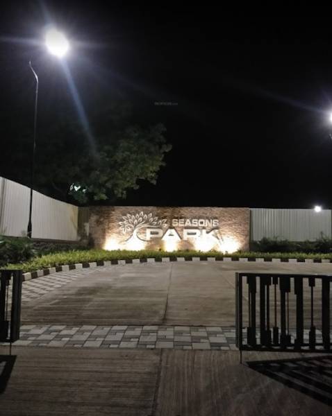  seasons-park Gated Community