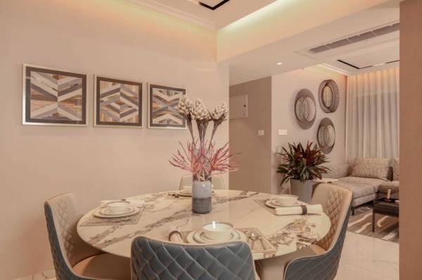  33-west-avenue Dining Area