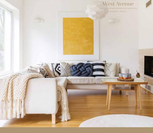  33-west-avenue Living Area