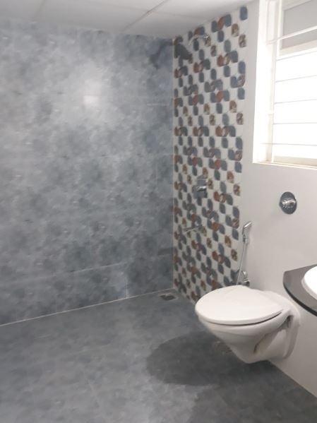  sarovar phase 2 Bathroom