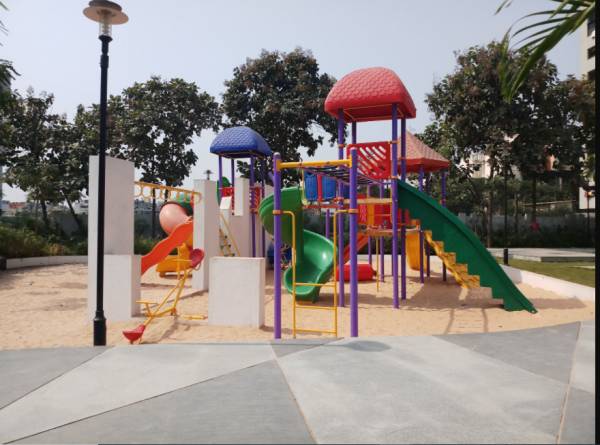  graffiti-elite-phase-1 Children's play area