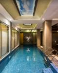  aura Swimming Pool