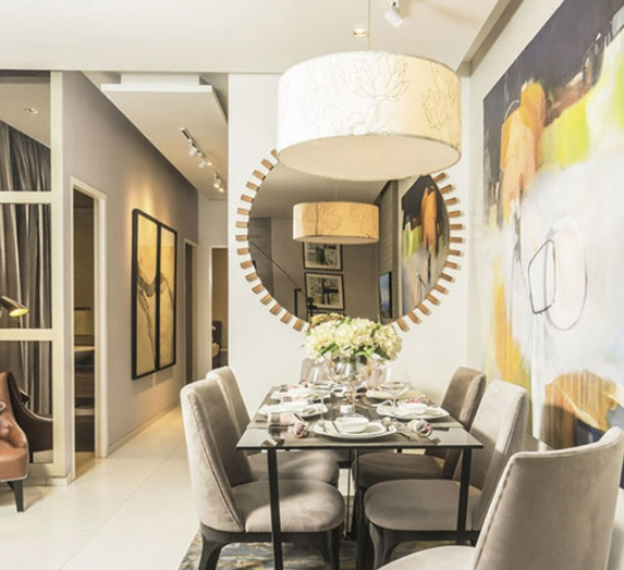  montana view Dining Area