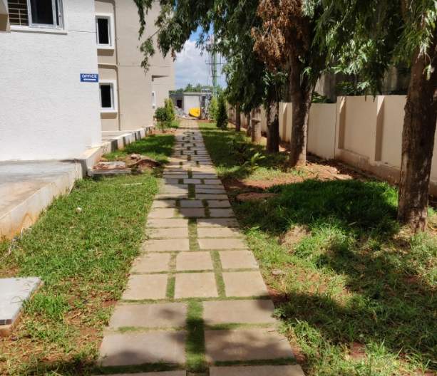  eternis Jogging Track