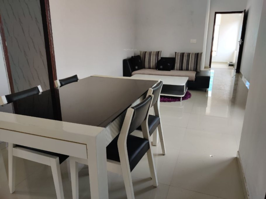  the valley Dining Area