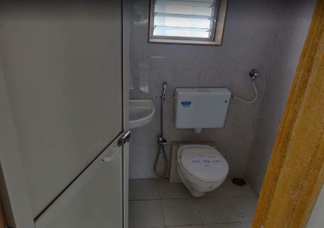  puraniks city neral Bathroom