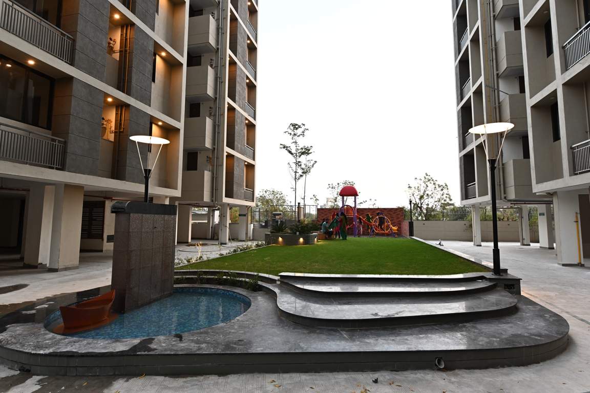 Sun Suryansh Solitaire