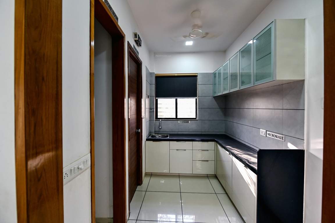 Sun Suryansh Solitaire