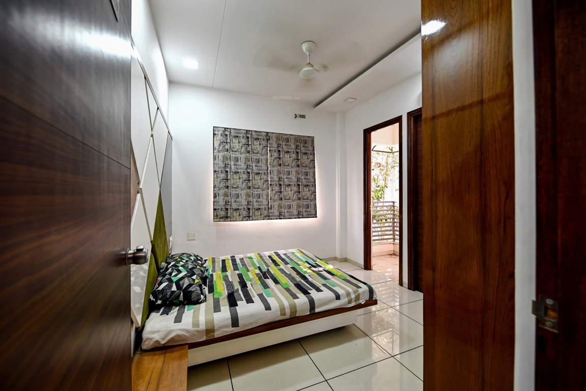 Sun Suryansh Solitaire