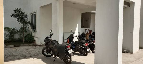  vaan-megam Car Parking