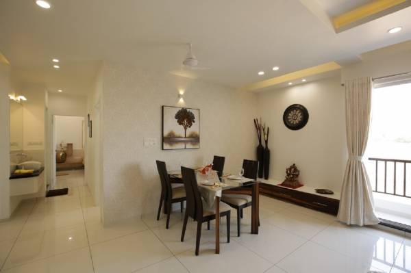  aditya-elanza Dining Area