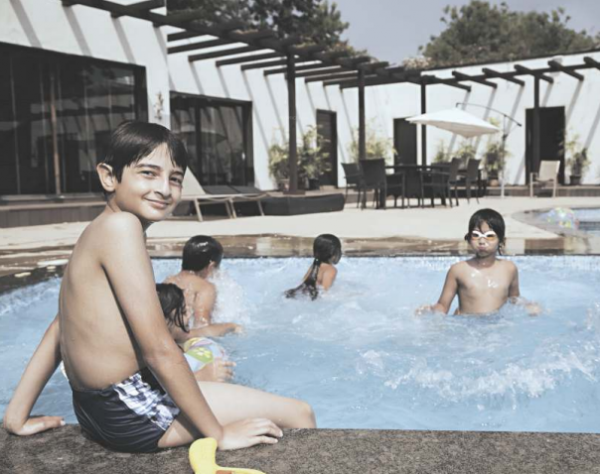  regency Swimming Pool