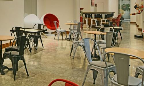  urbania-azziano-wing-l Others