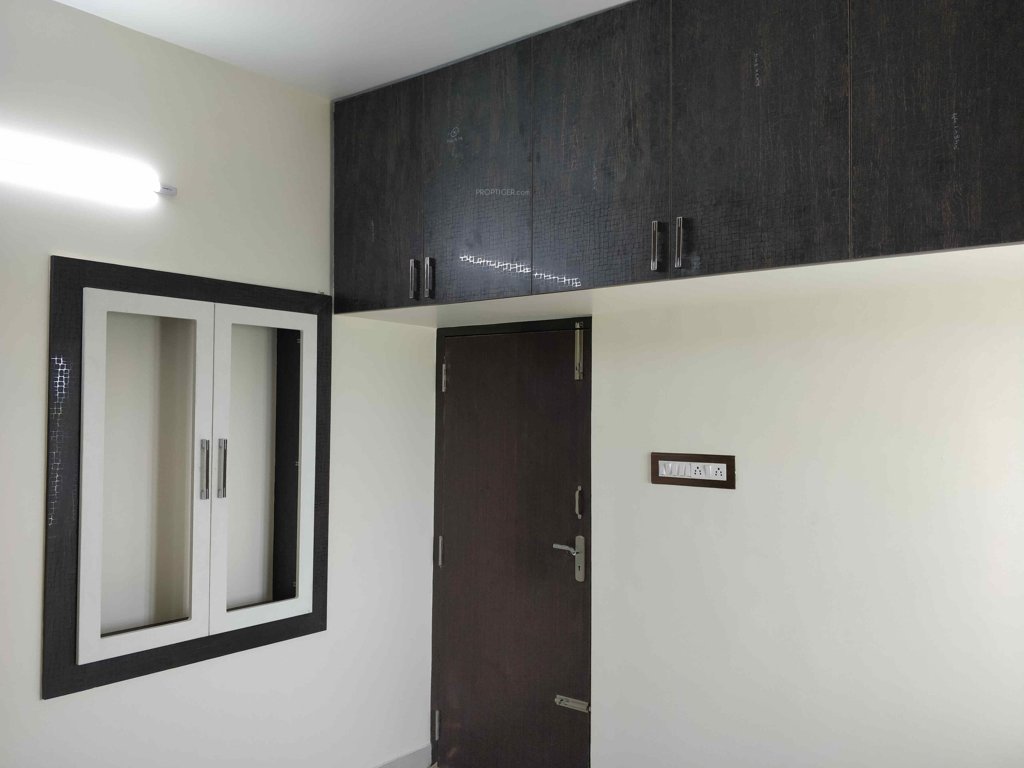  arcade phase 2  Living Area