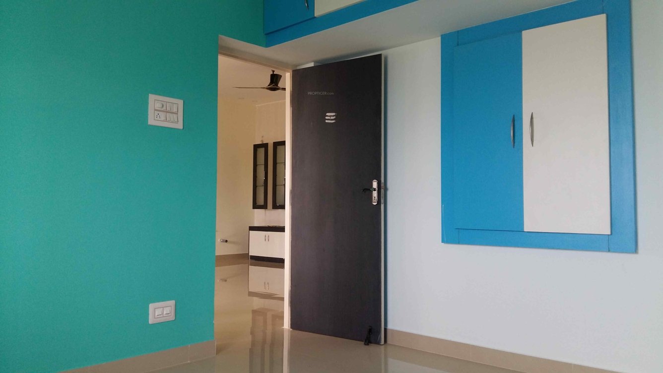  arcade phase 2  Living Area