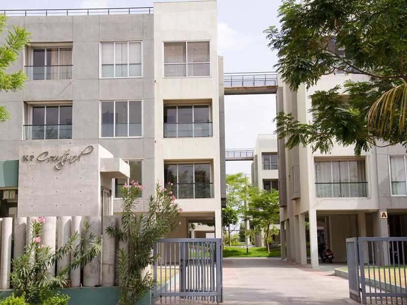  courtyard Entrance Lobby