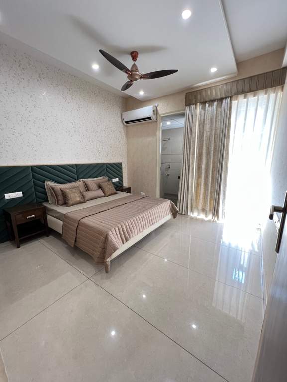  sapphire court Bedroom