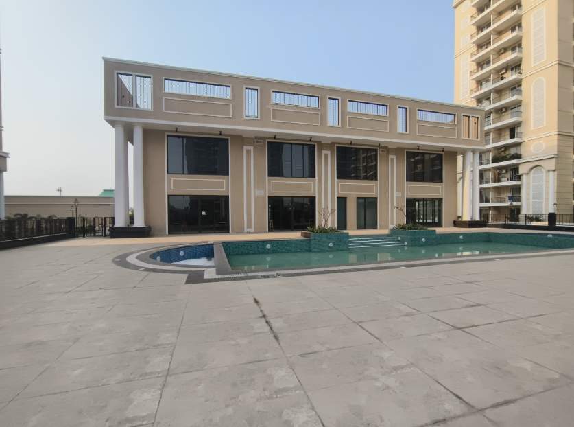  la parisian phase 1 t6 to t9 Swimming Pool