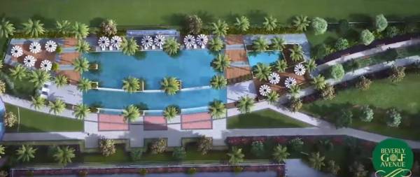  beverly-golf-avenue Swimming Pool
