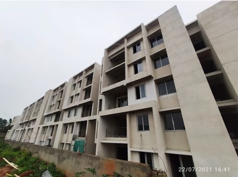 constructionStatus of Casagrand Lorenza