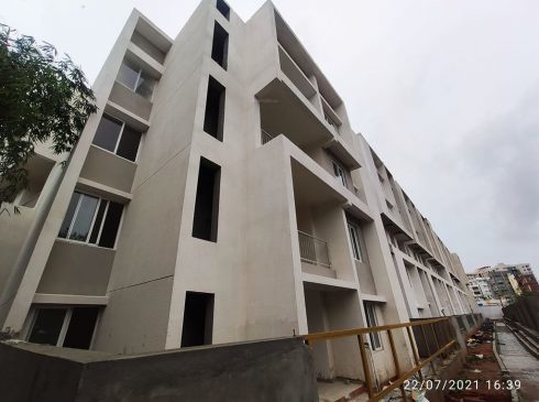 constructionStatus of Casagrand Lorenza