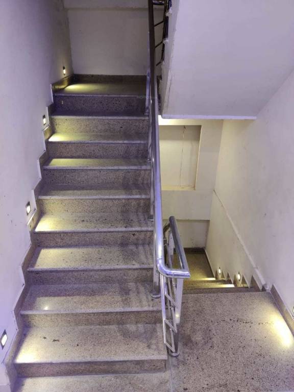  delhi builders floor Lobby