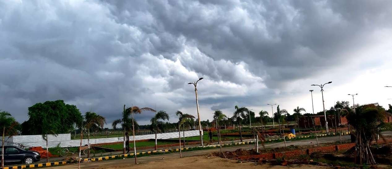  jannat e awadh ganj Plot